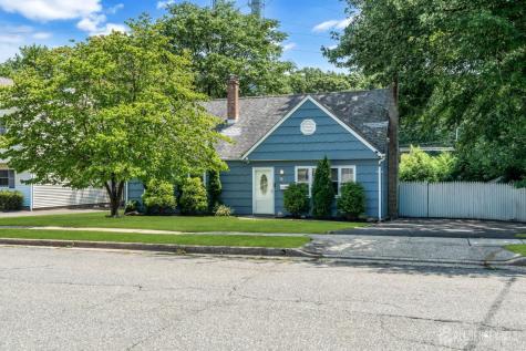 76 Clifton Street Edison NJ 08817