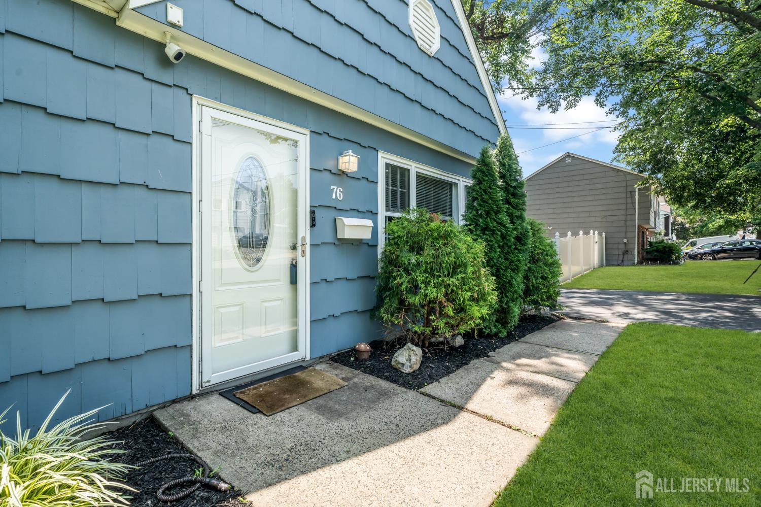 76 Clifton Street Edison NJ 08817