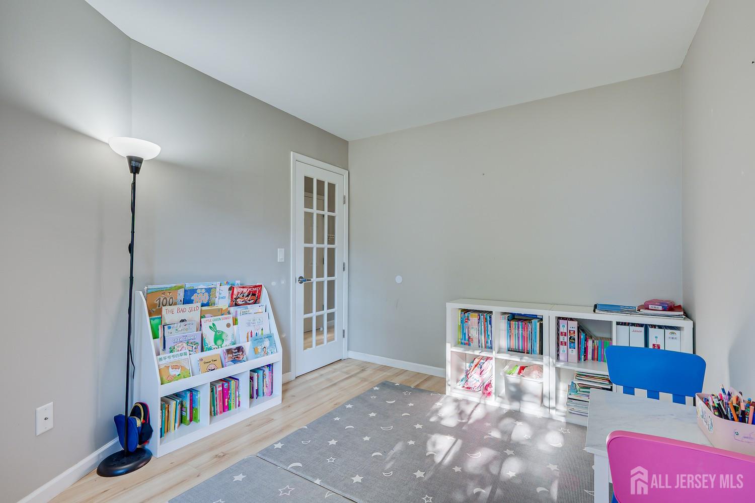 61 Sand Hill Road Jamesburg NJ 08831