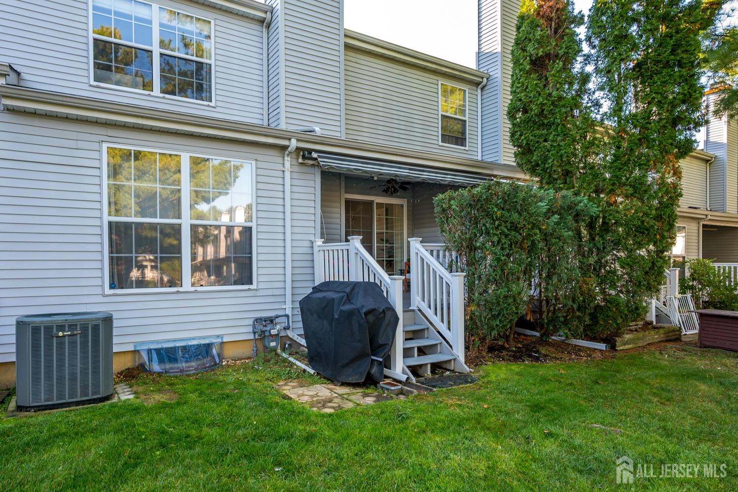 61 Sand Hill Road Jamesburg NJ 08831