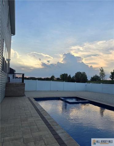 86 Bennet Lane Stafford NJ 08050