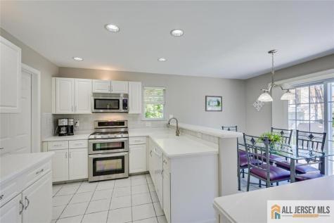 8 Pointer Place South Brunswick NJ 08824