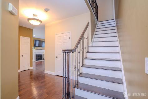 2 Danberry Lane Bridgewater NJ 08807