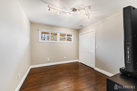 41 Brookside Drive Avenue Old Bridge NJ 08857