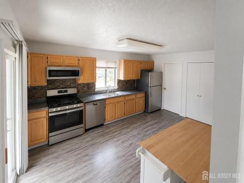 89 Linda Lane Edison NJ 08820