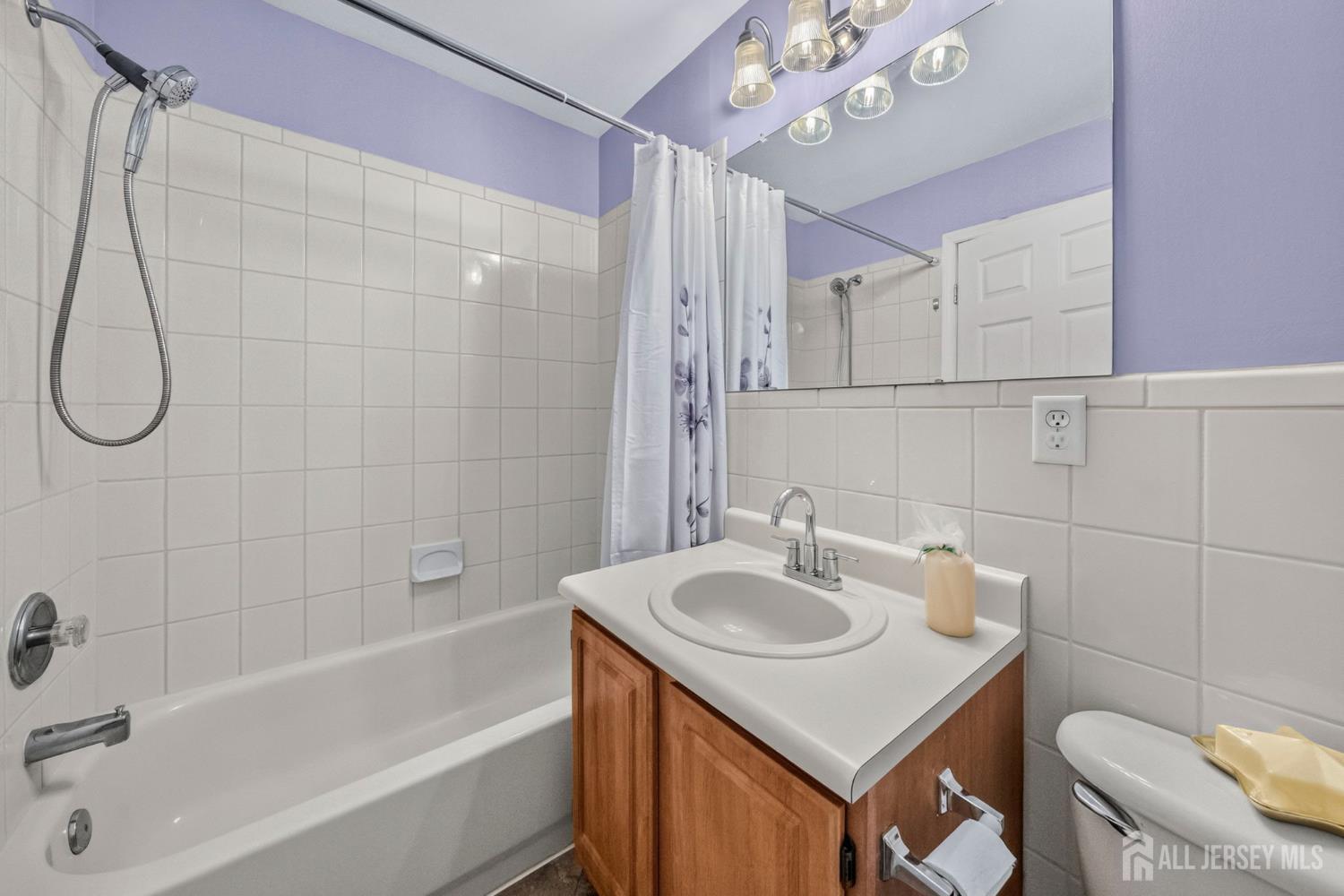 167 Vasser Drive Piscataway NJ 08854