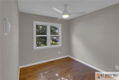 10 Harrison Street Sayreville NJ 08872