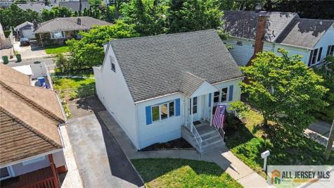 10 Harrison Street Sayreville NJ 08872