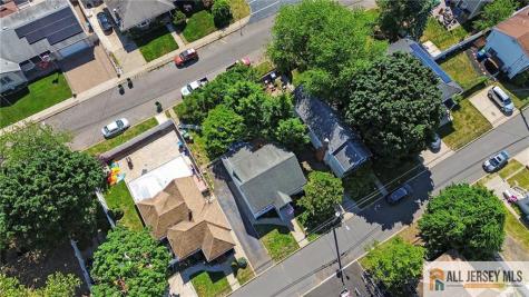 10 Harrison Street Sayreville NJ 08872