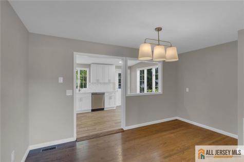 10 Harrison Street Sayreville NJ 08872