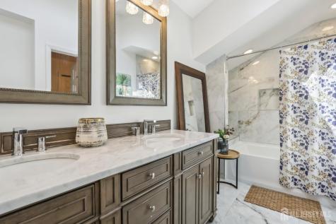 627 Sayre Drive Plainsboro NJ 08540