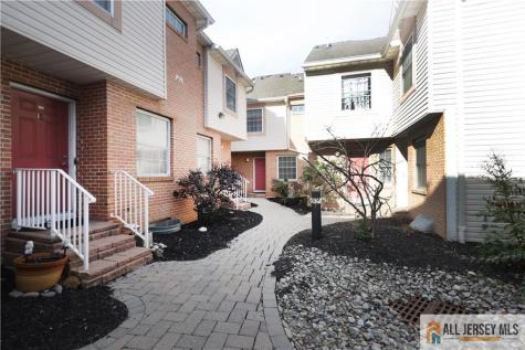 125 Adamecs Way South Amboy NJ 08879