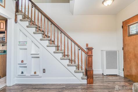 12 Fox Road Edison NJ 08817