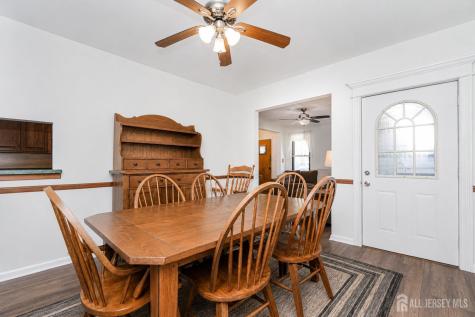 12 Fox Road Edison NJ 08817