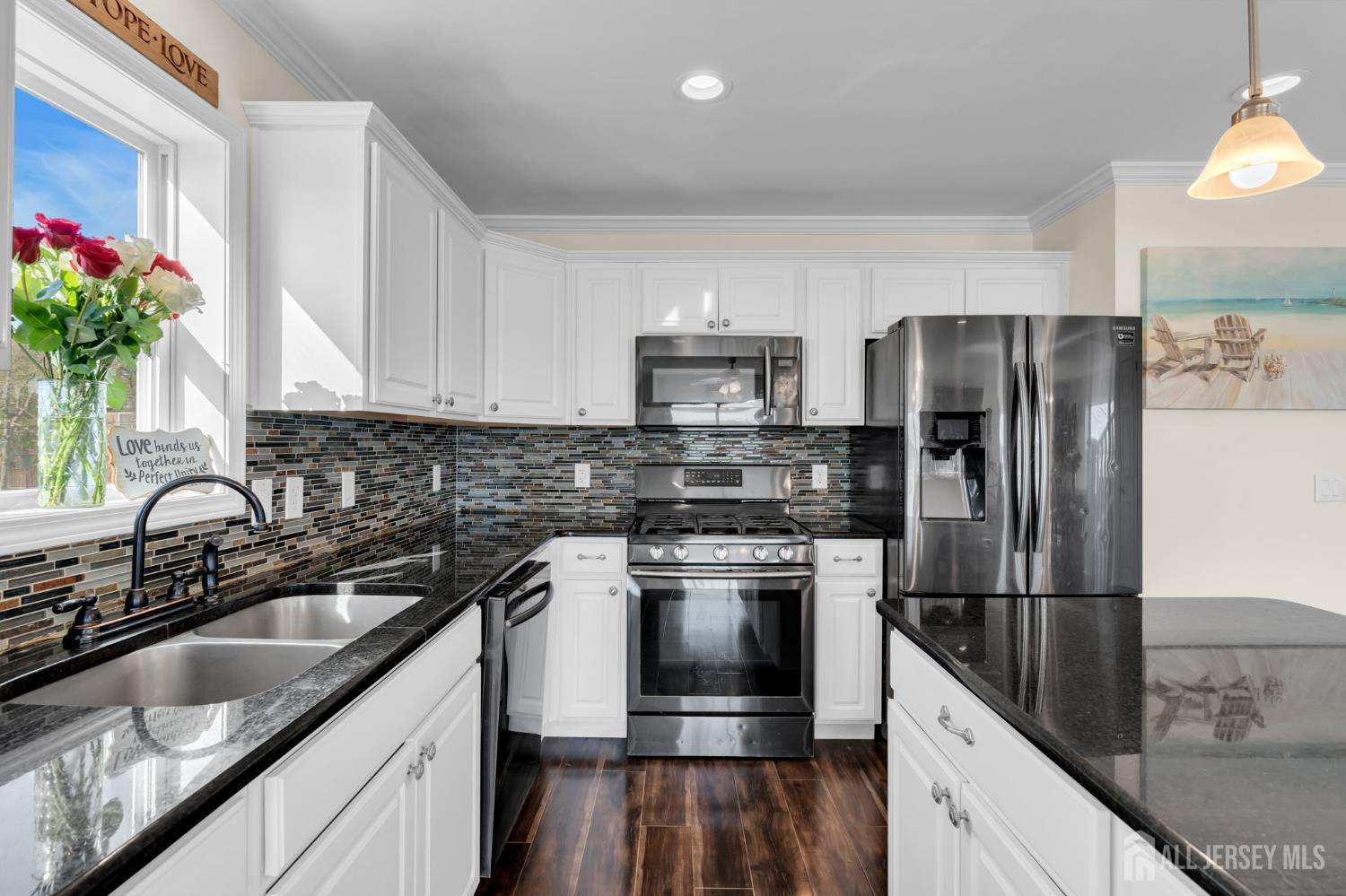 607 Bay Avenue Union Beach NJ 07735