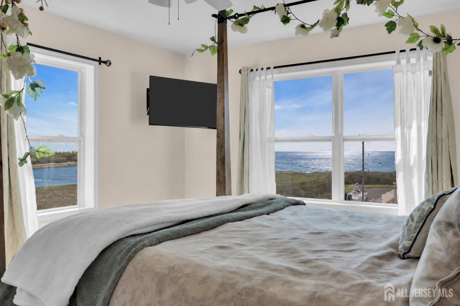 607 Bay Avenue Union Beach NJ 07735