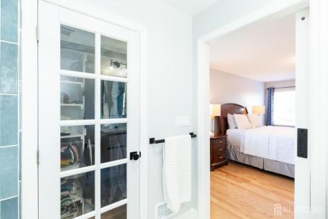 80 Sturbridge Drive Piscataway NJ 08854
