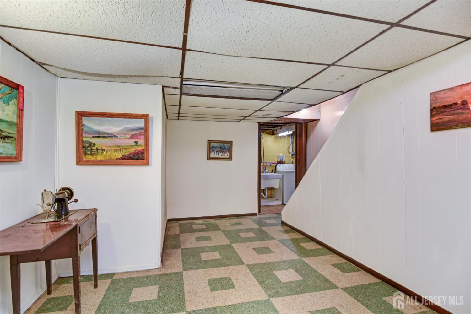 104 Pinetree Drive Sayreville NJ 08859