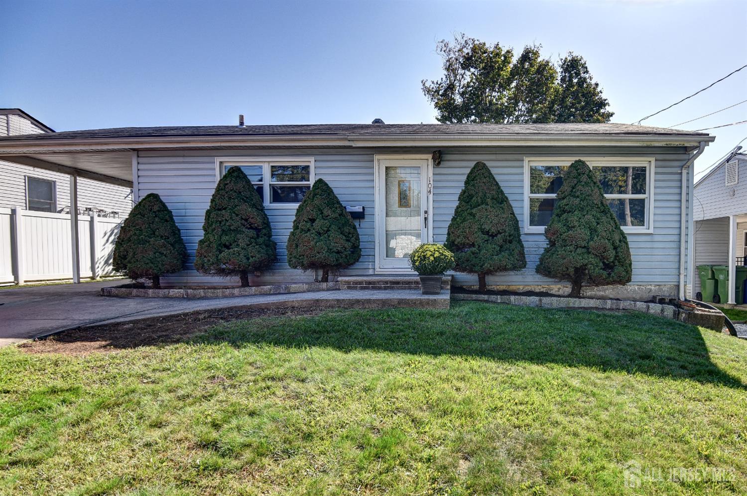 104 Pinetree Drive Sayreville NJ 08859