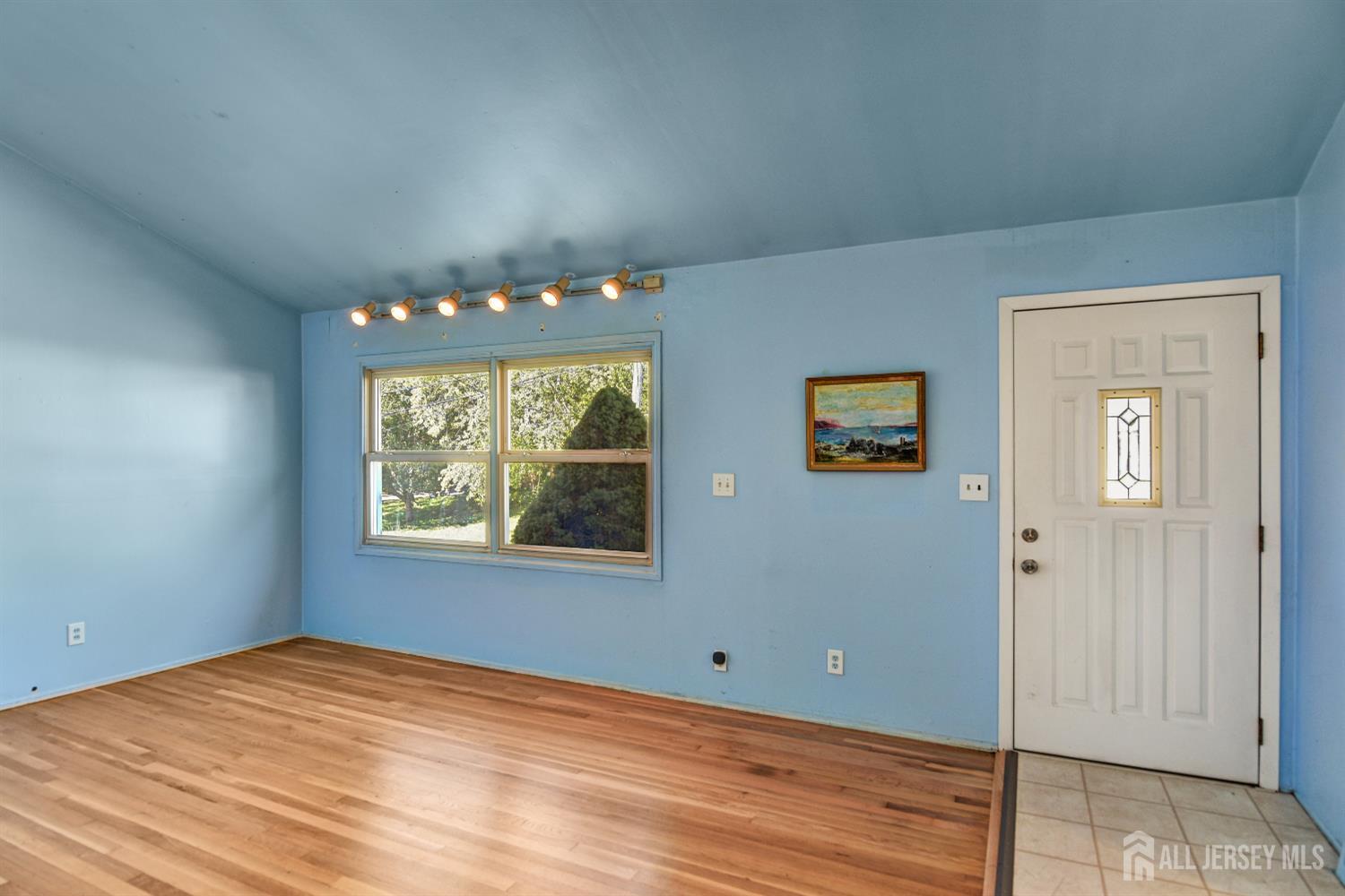 104 Pinetree Drive Sayreville NJ 08859