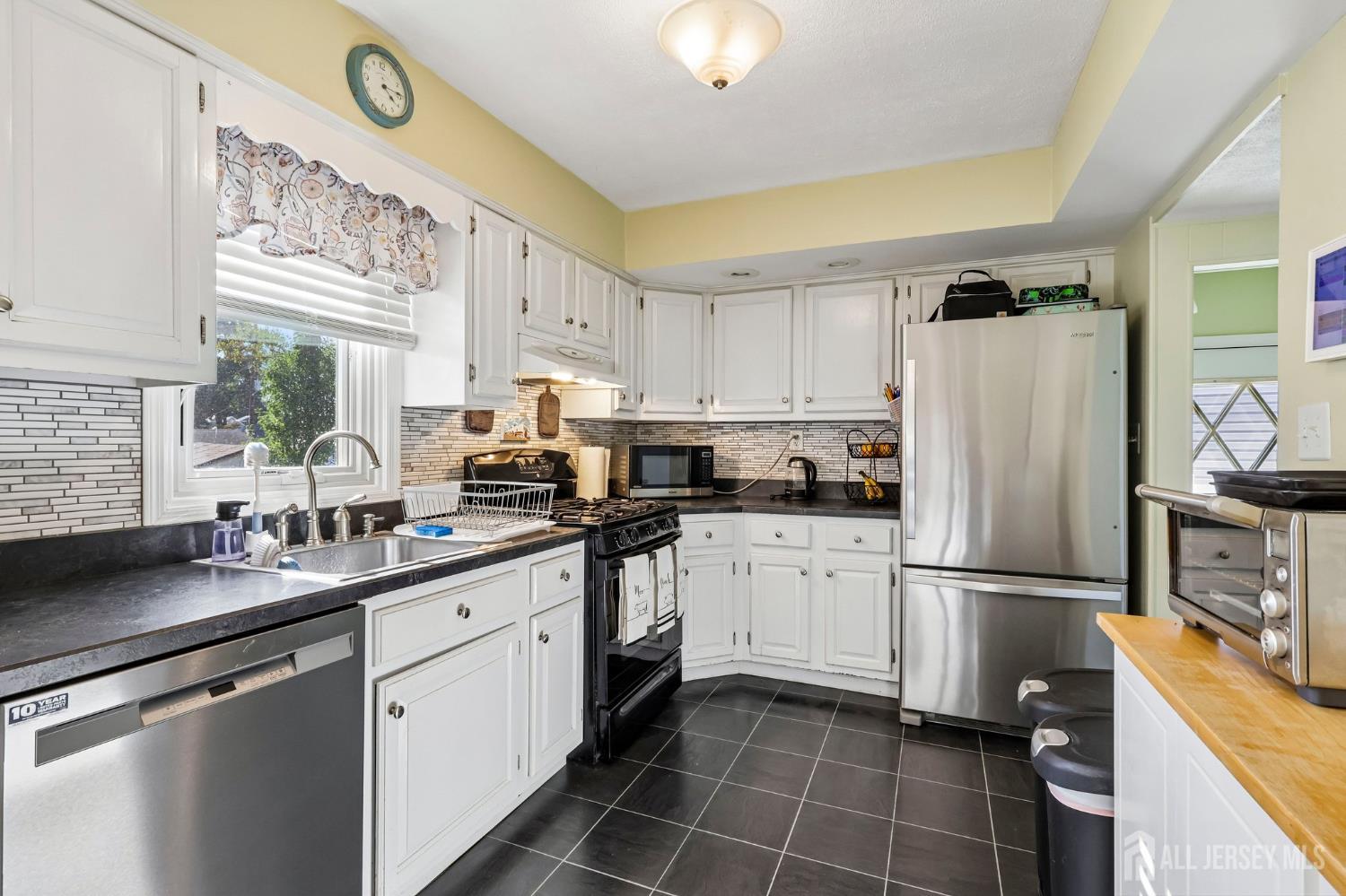 13 Highview Road East Brunswick NJ 08816