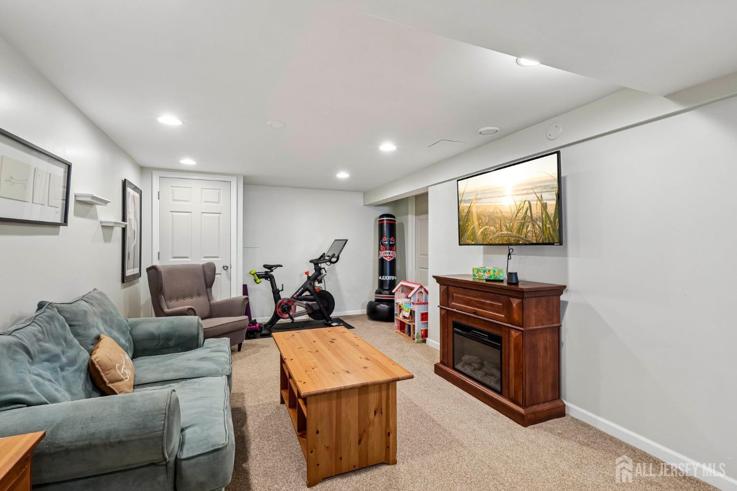 13 Highview Road East Brunswick NJ 08816