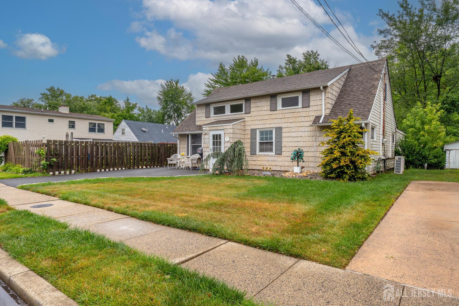 172 Elizabeth Avenue Iselin NJ 08830