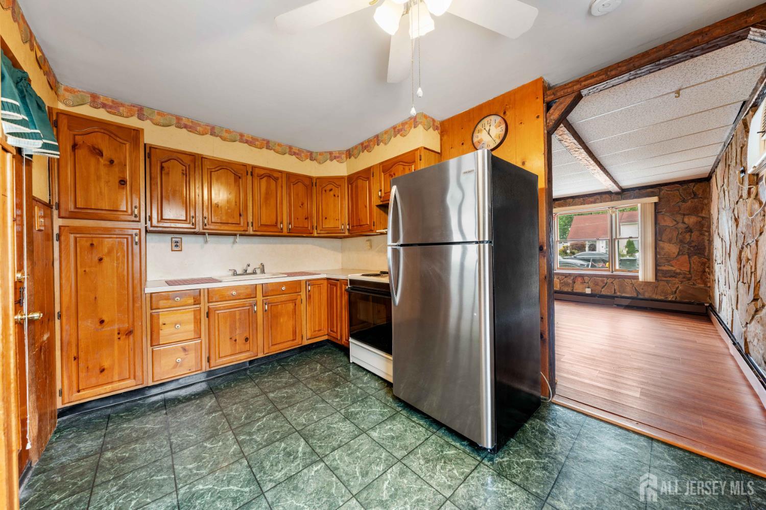 172 Elizabeth Avenue Iselin NJ 08830