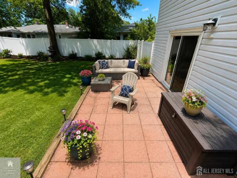 11 Coral Court Colonia NJ 07067