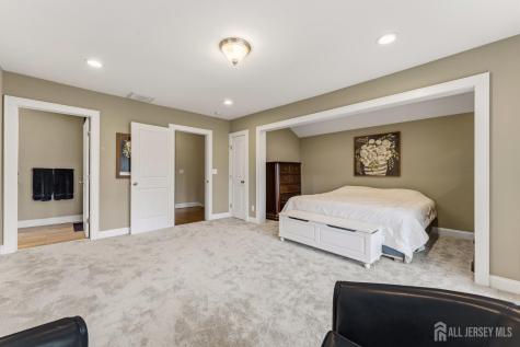 420 Mountainview Terrace Dunellen NJ 08812