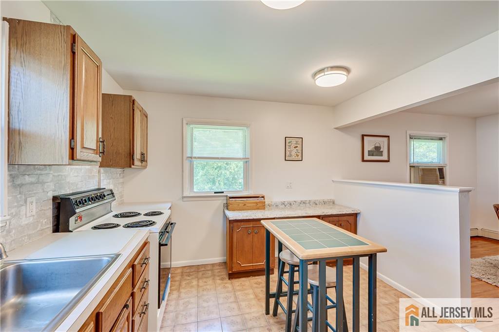 68 Outcalt Avenue Spotswood NJ 08884