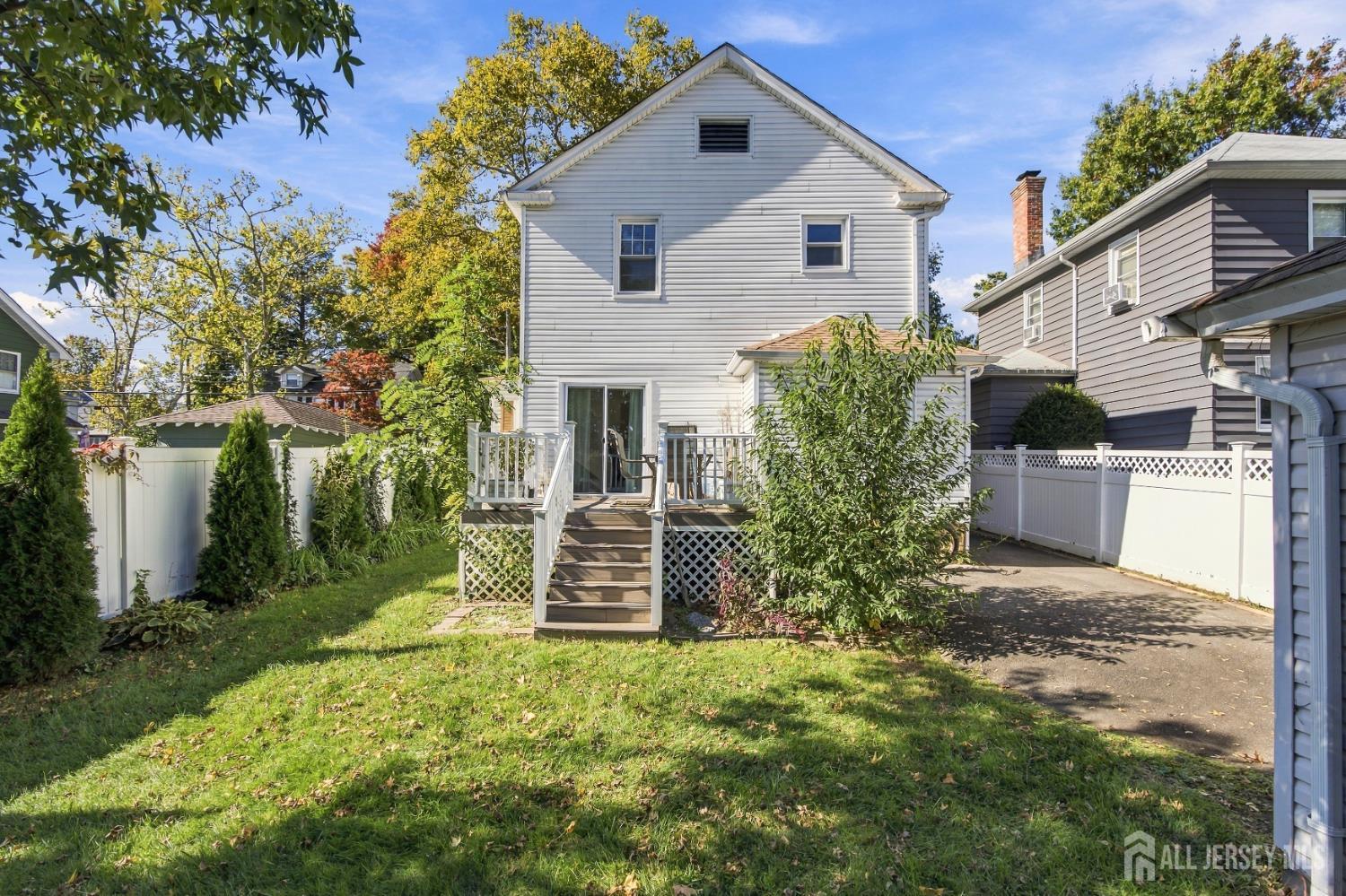 211 Hillside Road Elizabeth NJ 07208