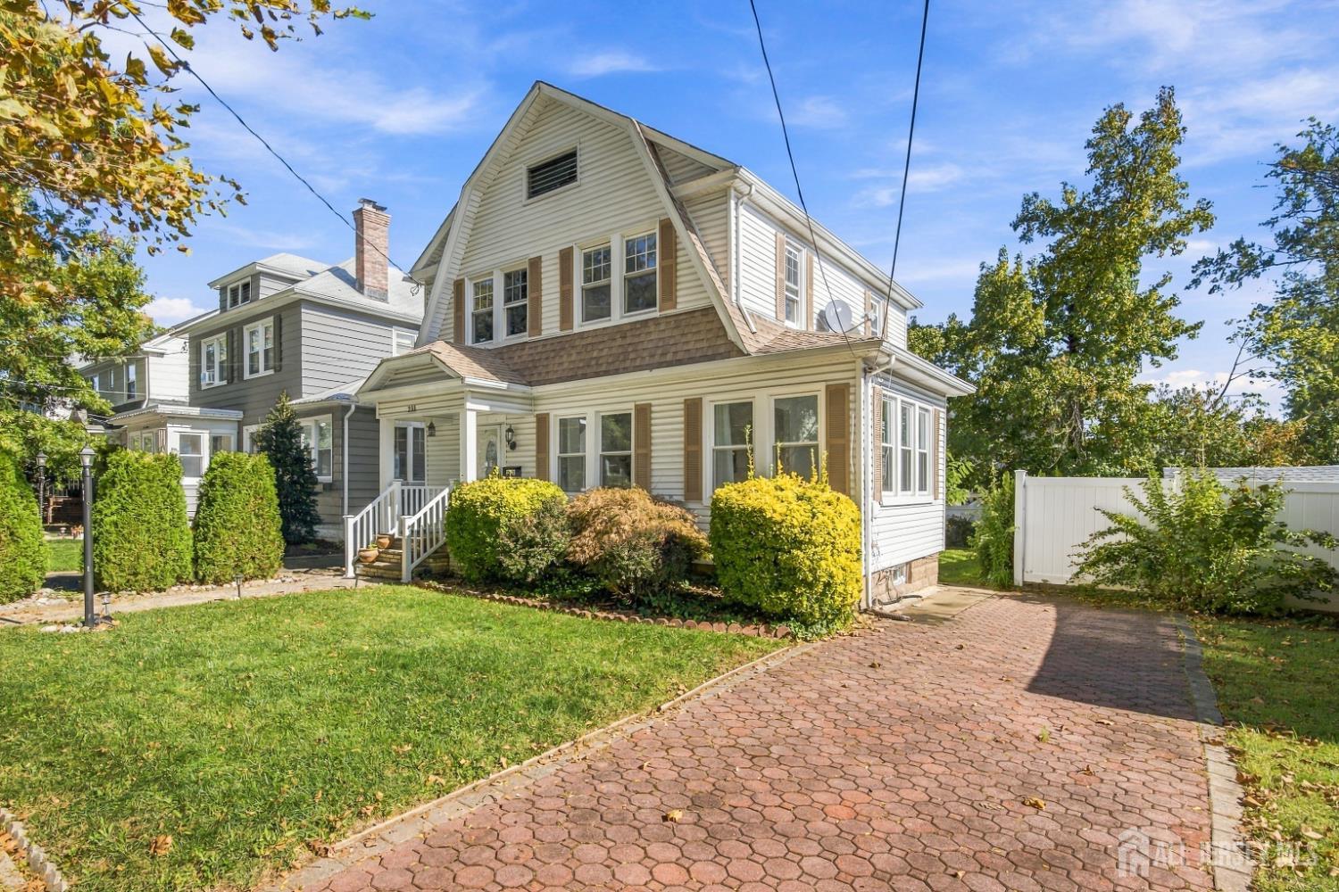 211 Hillside Road Elizabeth NJ 07208