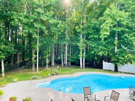 9 Stonegate Drive Monroe NJ 08831