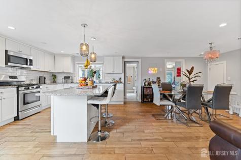 39 Salem Place Aberdeen NJ 07721