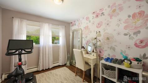47 Miliken Road Colonia NJ 07067