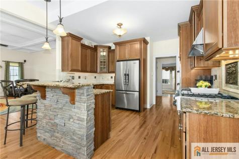 1 Hartman Court Clark NJ 07066