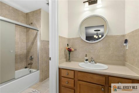 1 Hartman Court Clark NJ 07066
