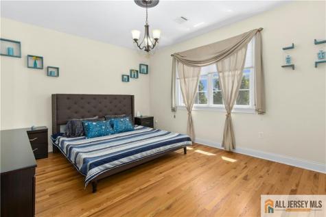 1 Hartman Court Clark NJ 07066