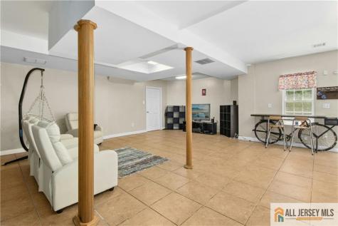 1 Hartman Court Clark NJ 07066
