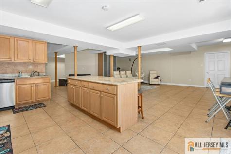 1 Hartman Court Clark NJ 07066