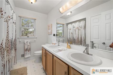86 Carriage Trail Montgomery NJ 08502