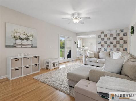 86 Carriage Trail Montgomery NJ 08502