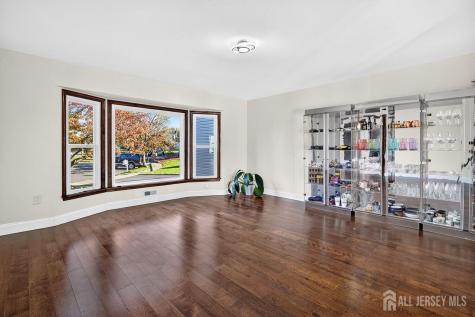 4 Fern Court North Brunswick NJ 08902