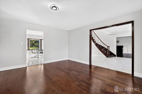 4 Fern Court North Brunswick NJ 08902
