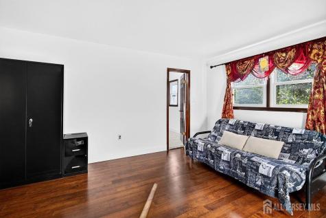4 Fern Court North Brunswick NJ 08902
