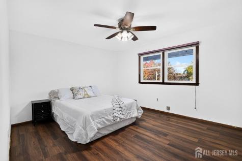4 Fern Court North Brunswick NJ 08902
