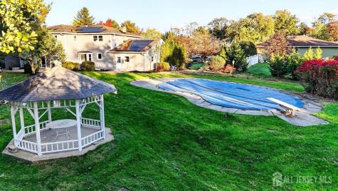 4 Fern Court North Brunswick NJ 08902