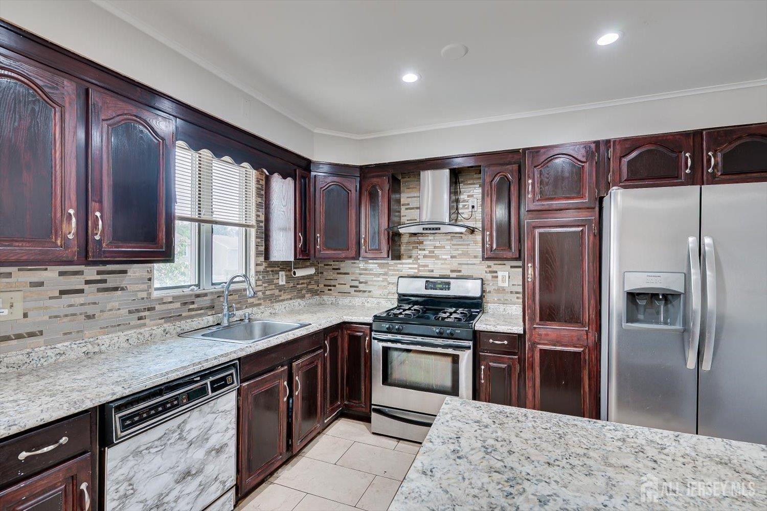 111 Sonora Avenue Iselin NJ 08830