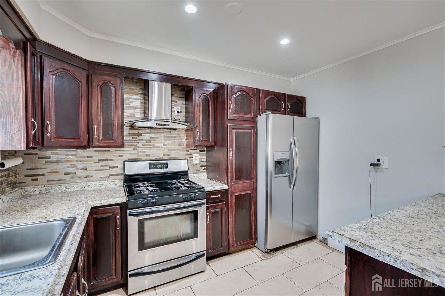 111 Sonora Avenue Iselin NJ 08830
